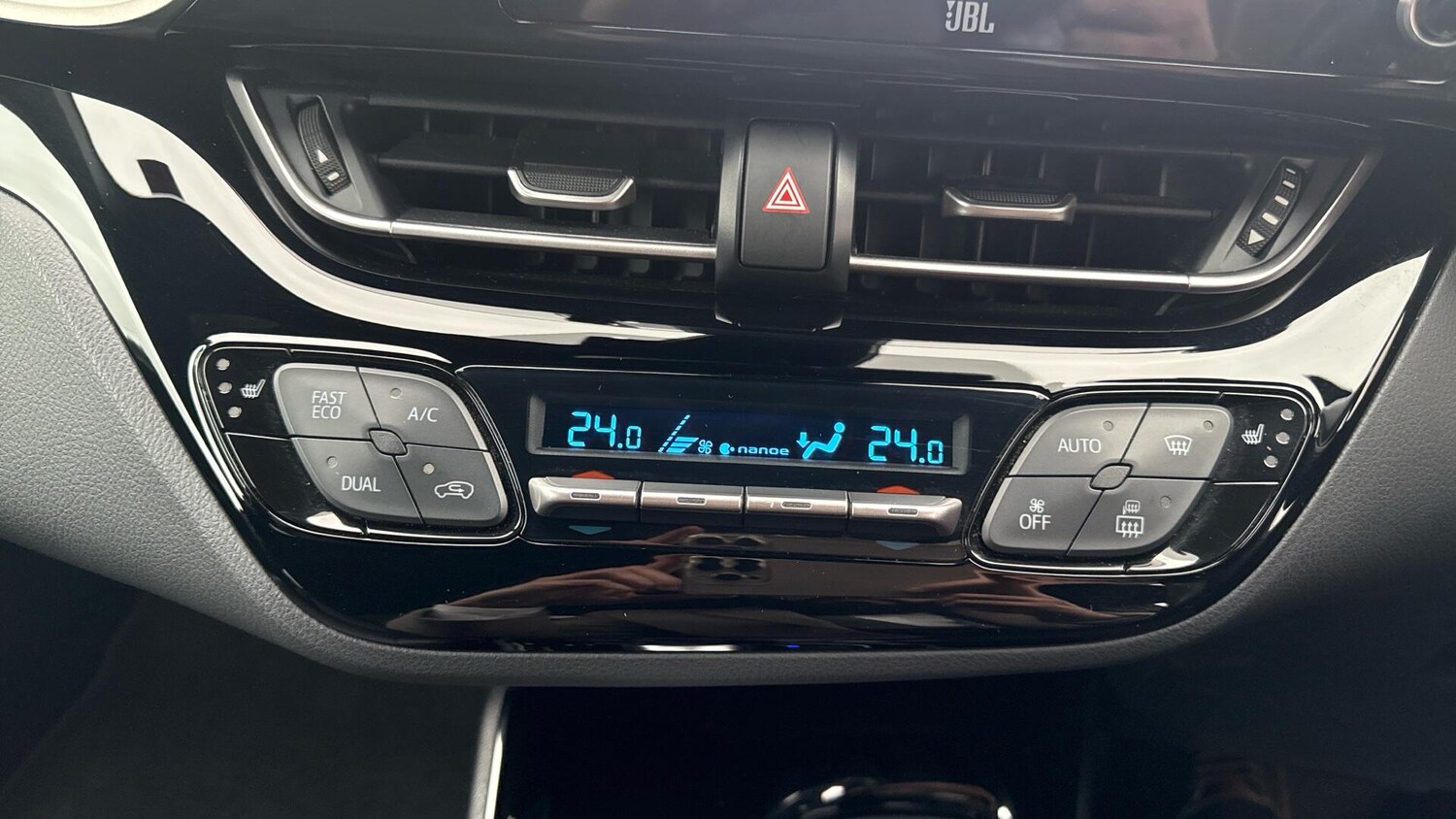 Used Toyota C-HR for sale - 77550337: Photo 38