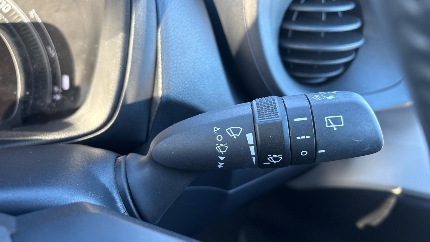 Used Toyota Aygo X 2023 for sale - 77103678: Photo 39