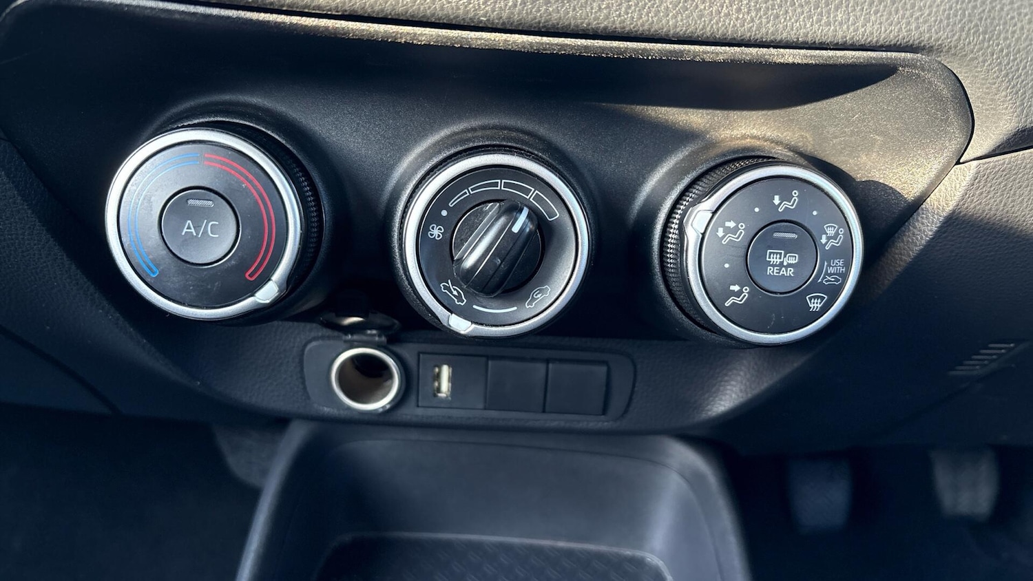 Used Toyota Aygo X 2023 for sale - 77103678: Photo 42