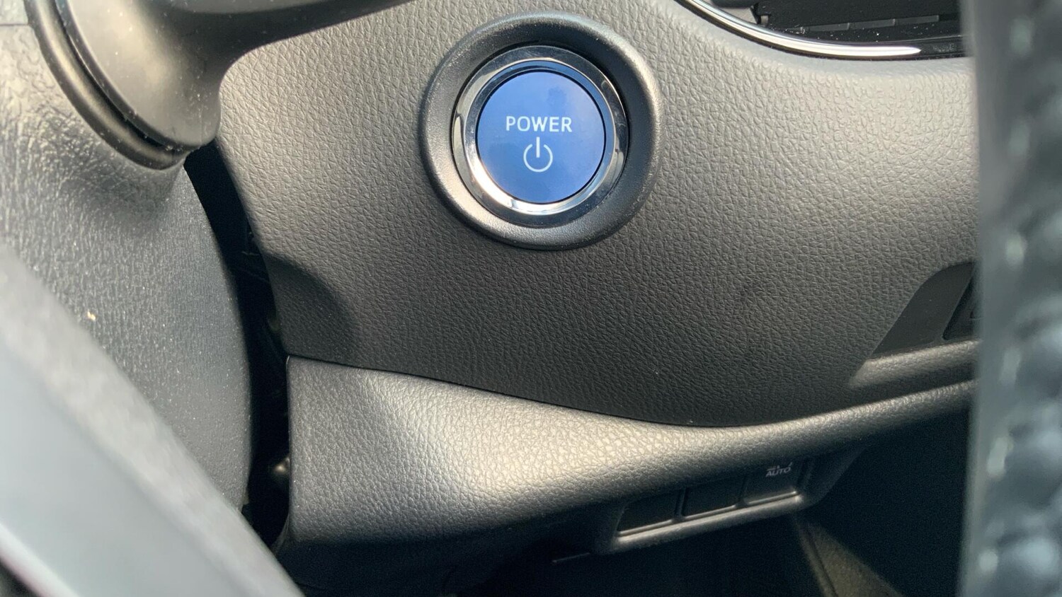 Used Toyota C-HR 2023 for sale - 77098208: Photo 39