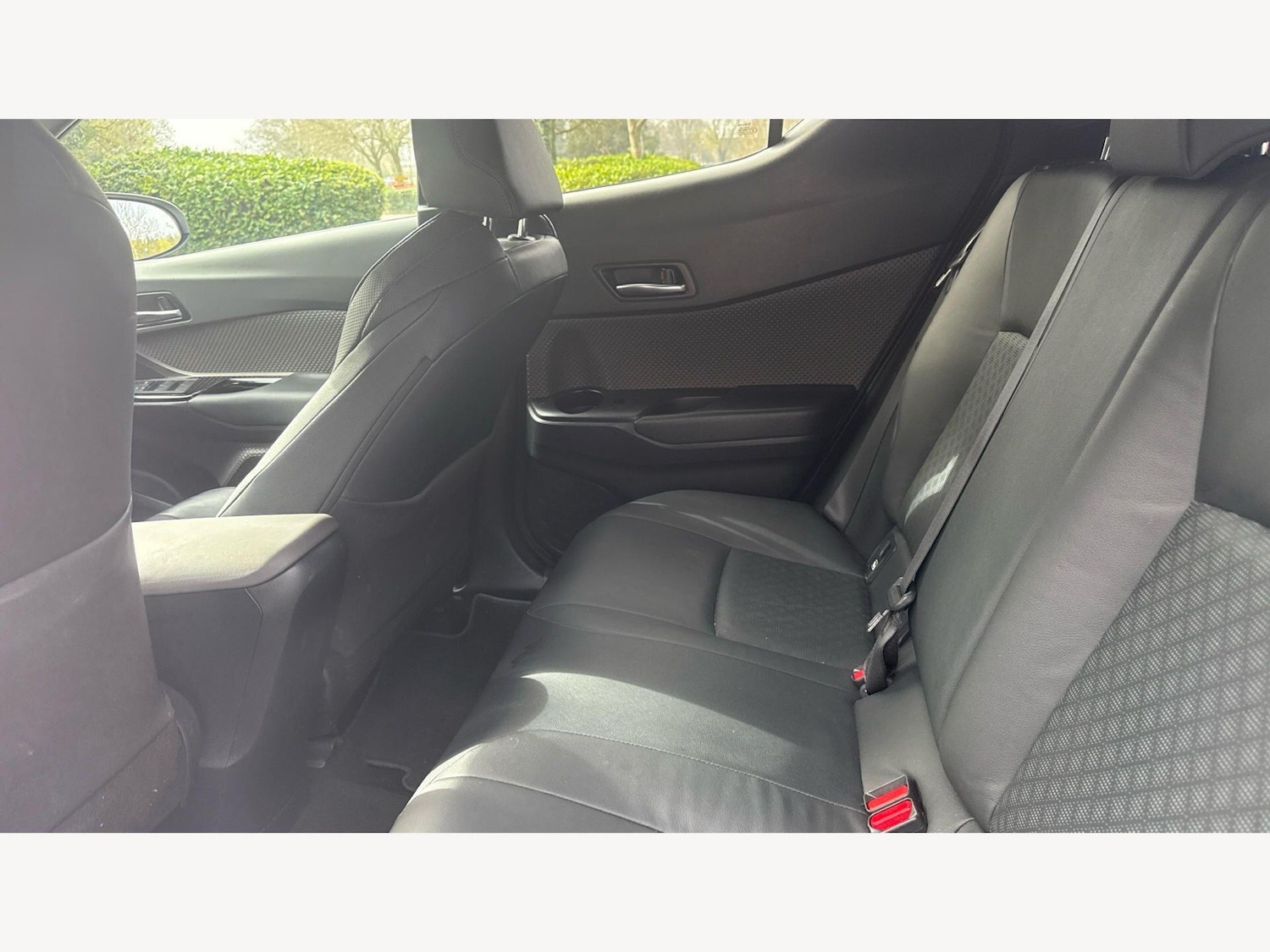 Used Toyota C-HR 2022 for sale - 78127333: Photo 15