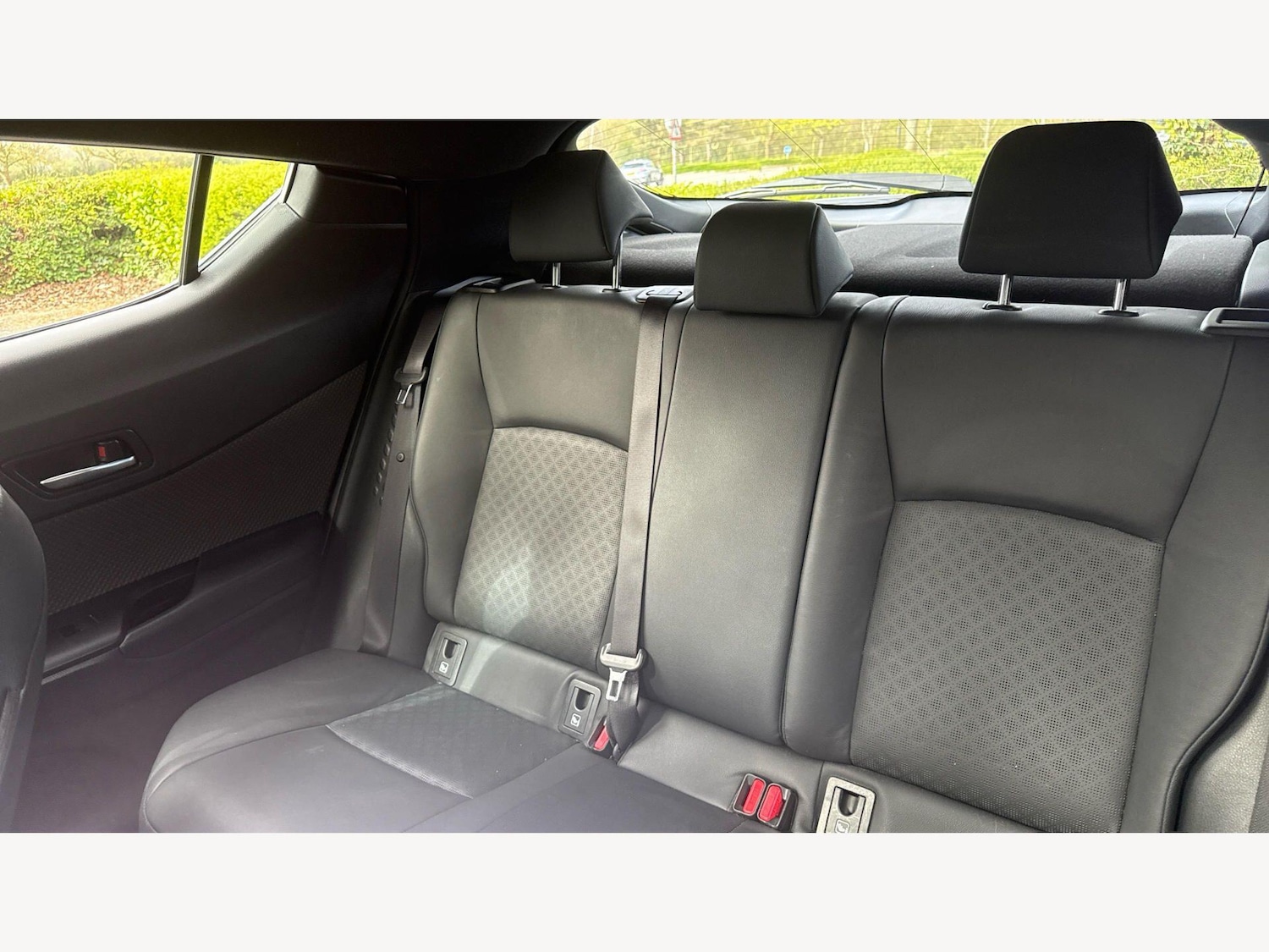 Used Toyota C-HR 2022 for sale - 78127333: Photo 23