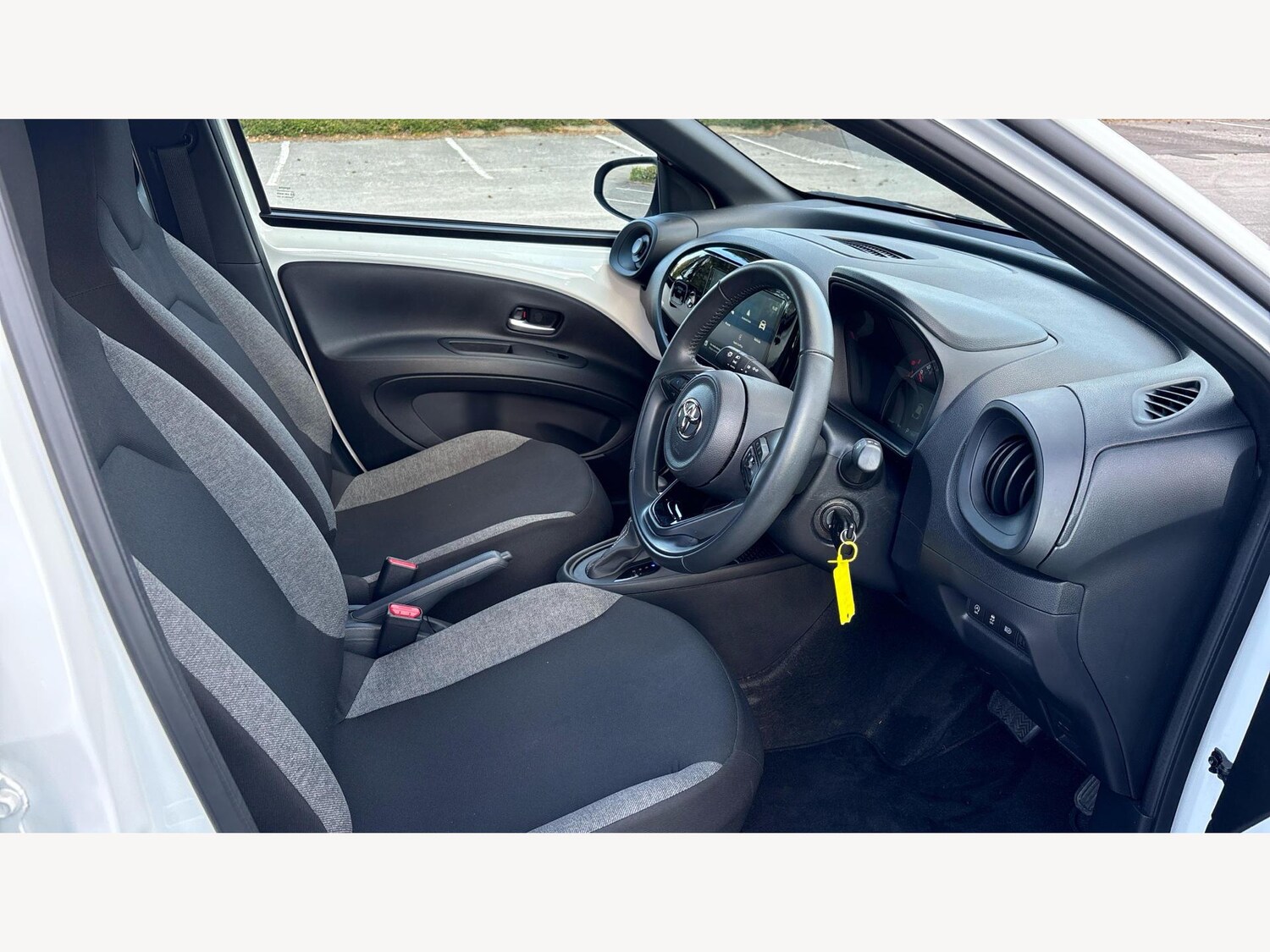 Used Toyota Aygo X 2024 for sale - 76059228: Photo 13