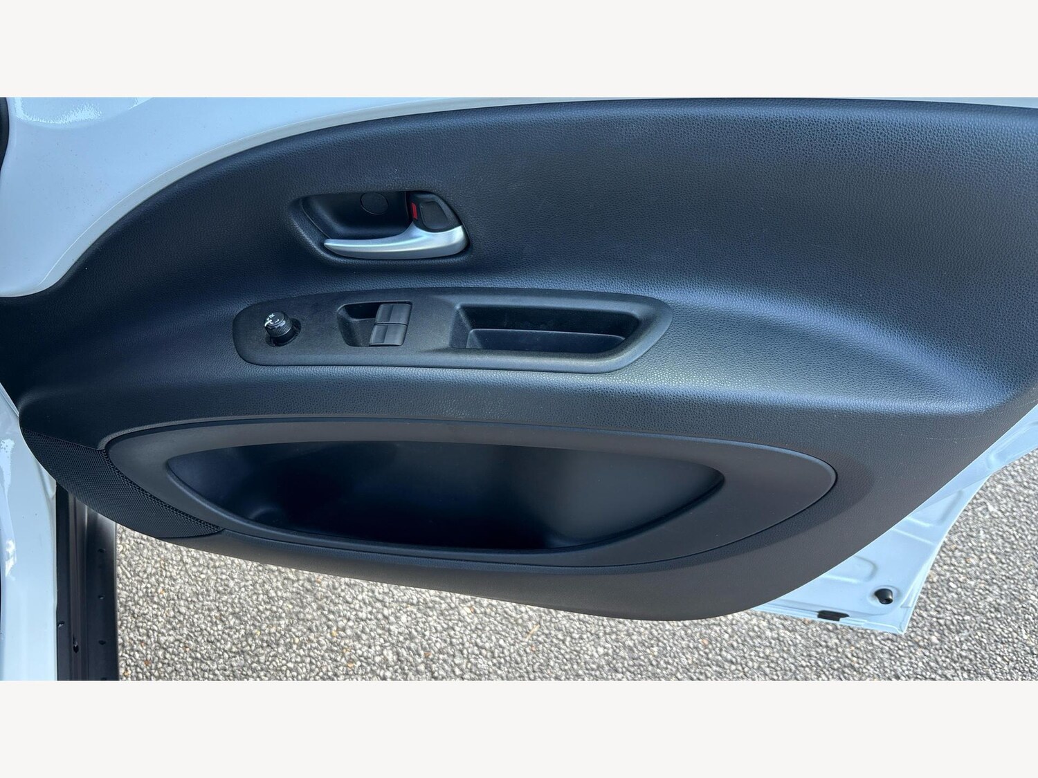 Used Toyota Aygo X 2024 for sale - 76059228: Photo 29