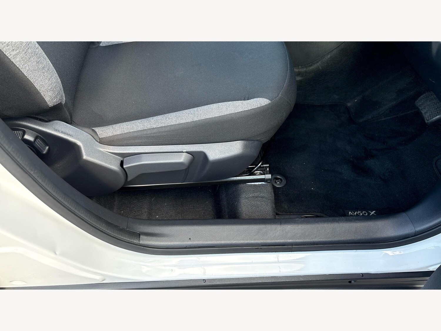 Used Toyota Aygo X 2024 for sale - 76059228: Photo 31