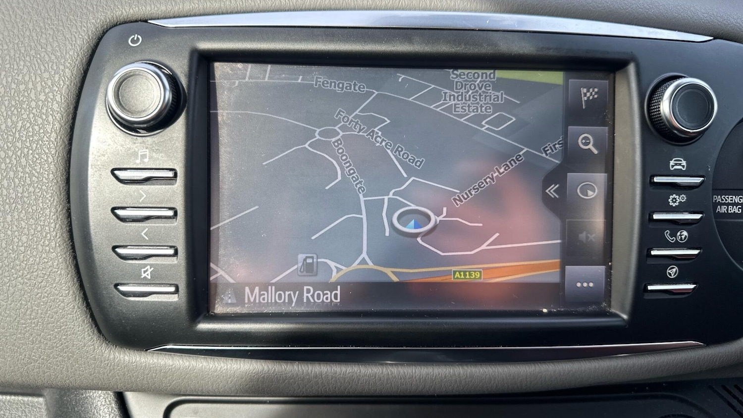 Used Toyota Yaris 2018 for sale - 77957440: Photo 33