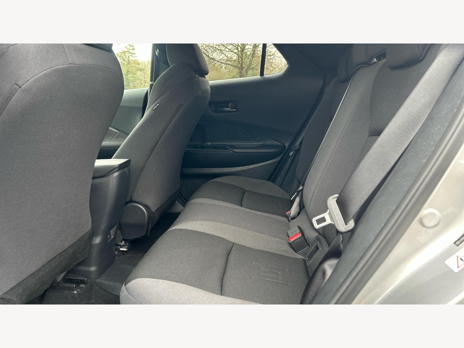 Used Toyota C-HR 2024 for sale - 77029012: Photo 15