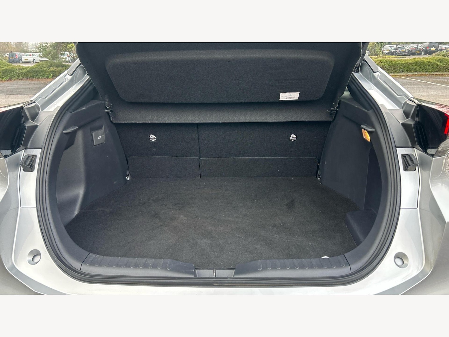 Used Toyota C-HR 2024 for sale - 77029012: Photo 16