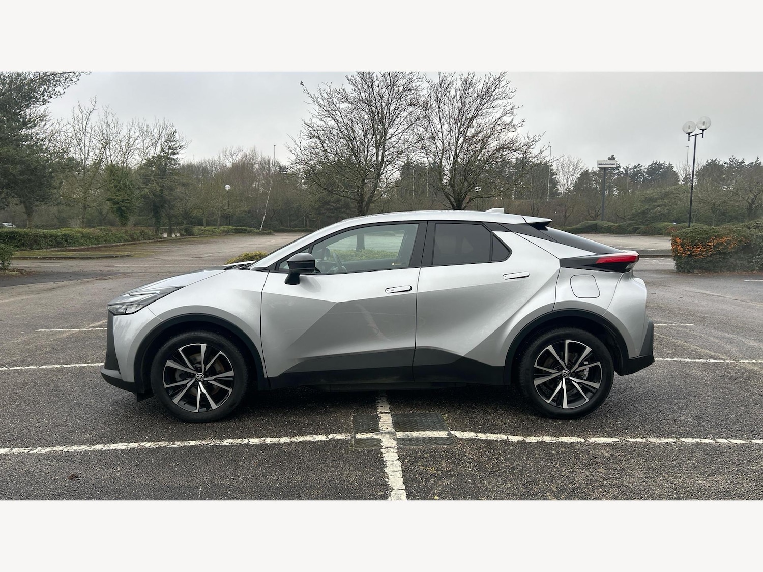 Used Toyota C-HR 2024 for sale - 77029012: Photo 19