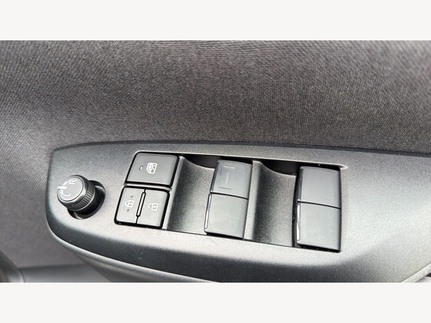 Used Toyota Yaris Cross for sale - 77957400: Photo 24