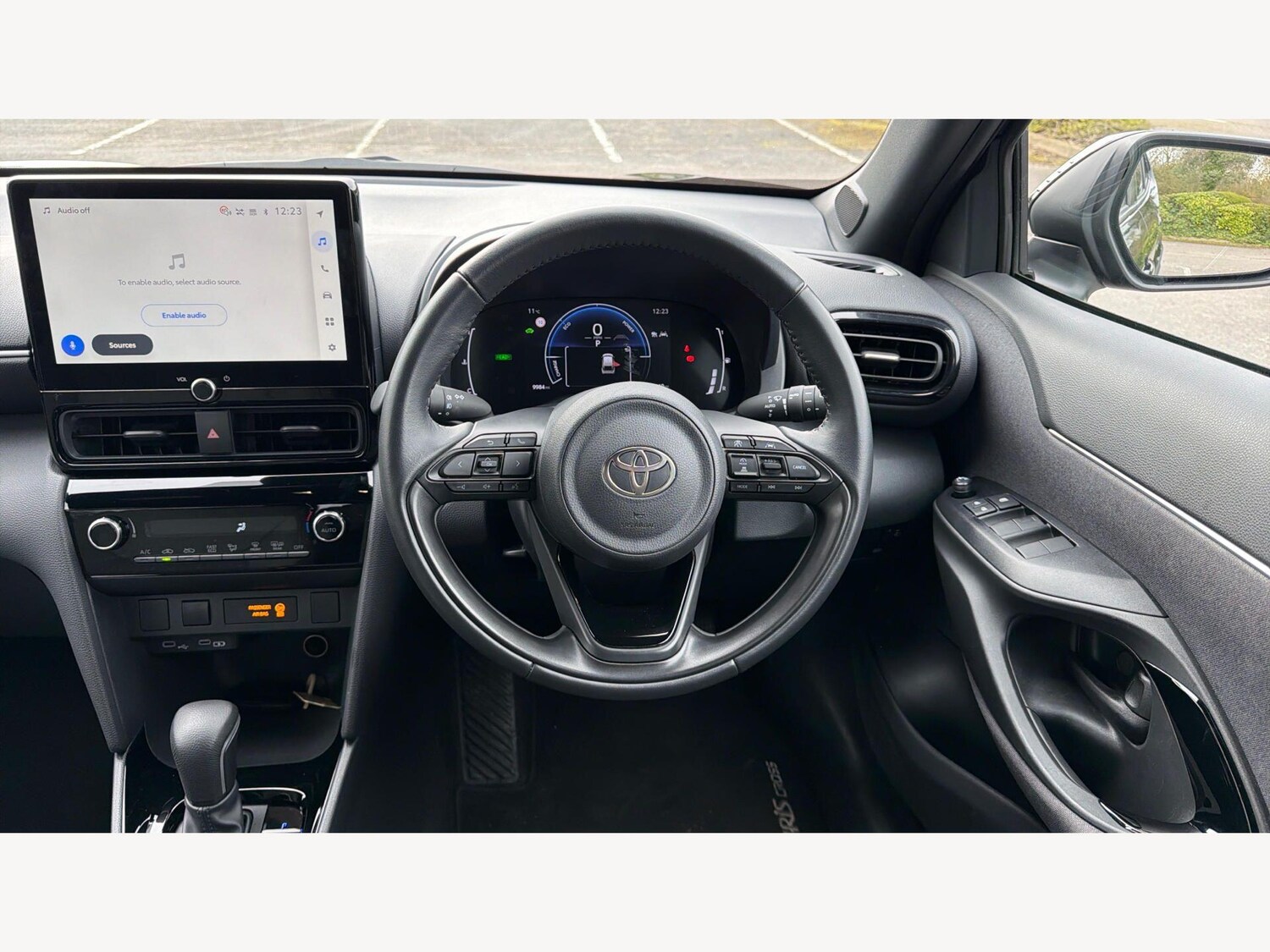 Used Toyota Yaris Cross for sale - 77957400: Photo 8