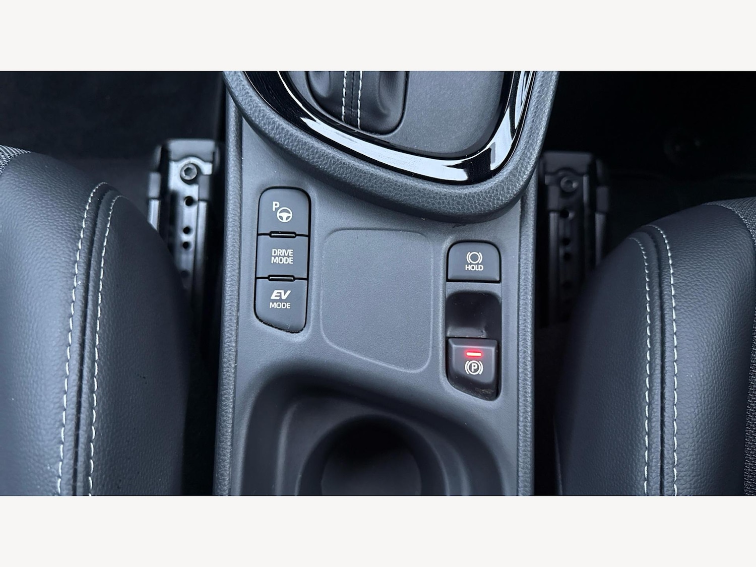 Used Toyota Yaris Cross 2025 for sale - 77081773: Photo 25