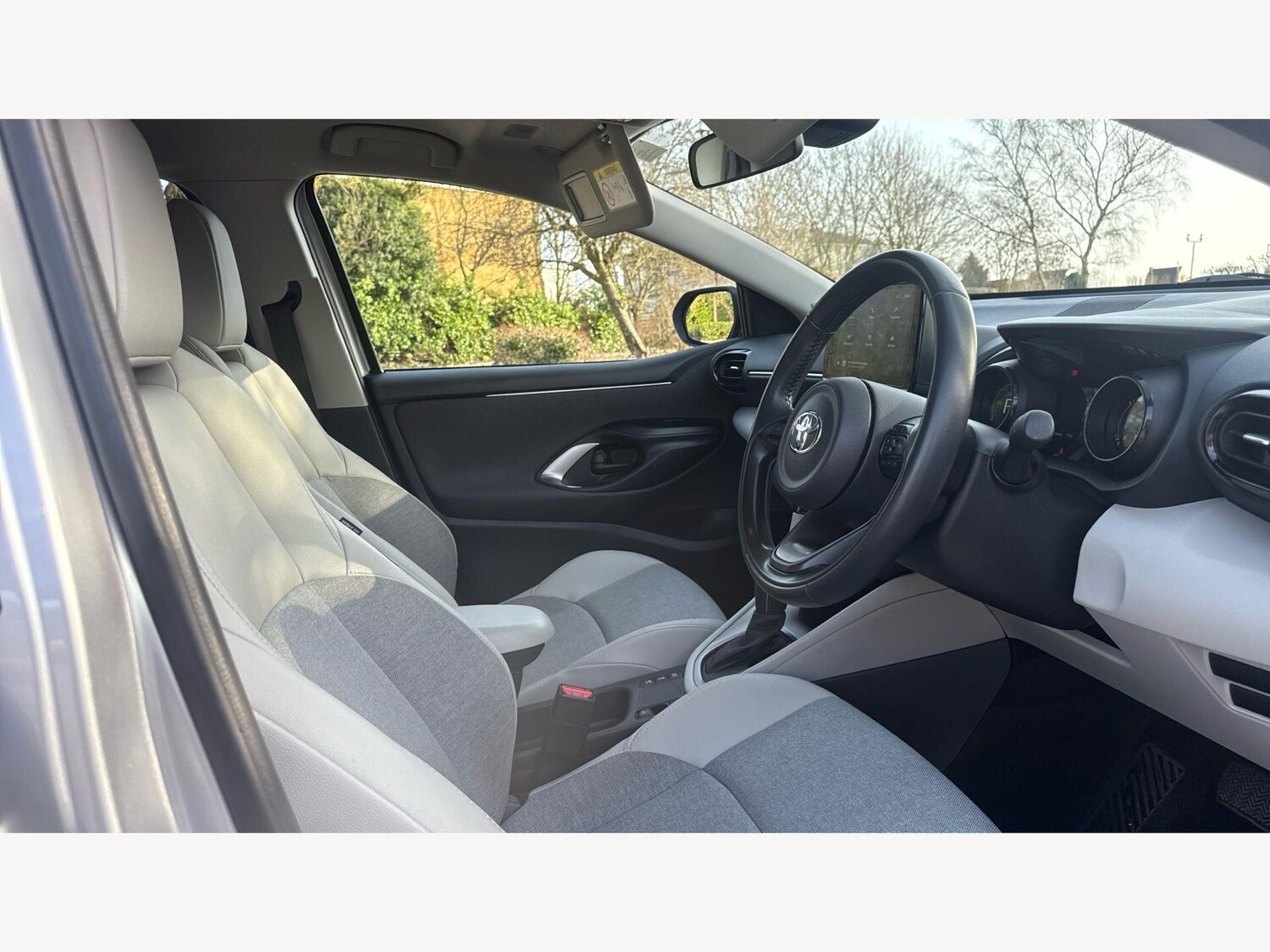 Used Toyota Yaris for sale - 77682939: Photo 13