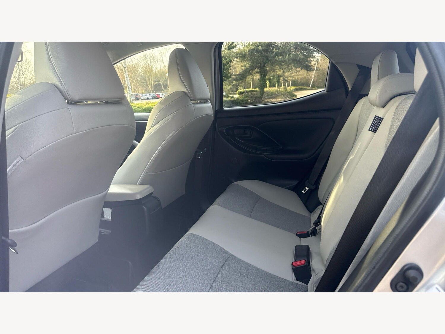 Used Toyota Yaris for sale - 77682939: Photo 15