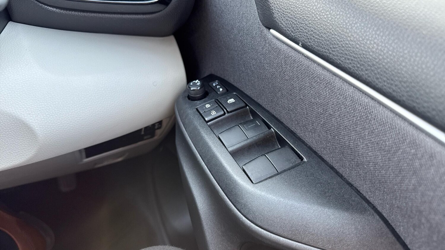 Used Toyota Yaris for sale - 77682939: Photo 36