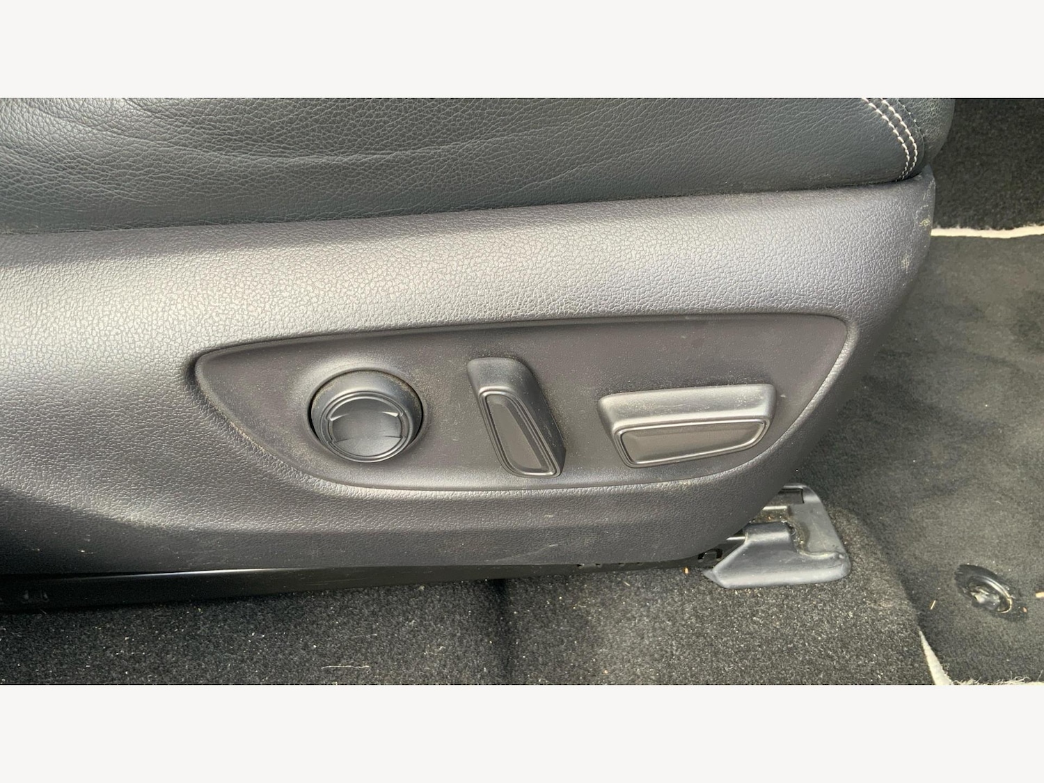 Used Toyota RAV4 2022 for sale - 76060841: Photo 32