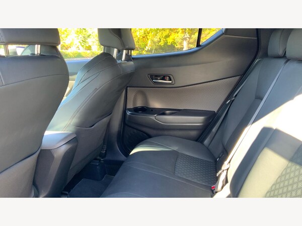 Used Toyota C-HR 2022 for sale - 76227976: Photo 15