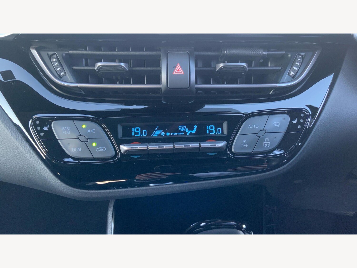 Used Toyota C-HR for sale - 77957741: Photo 24