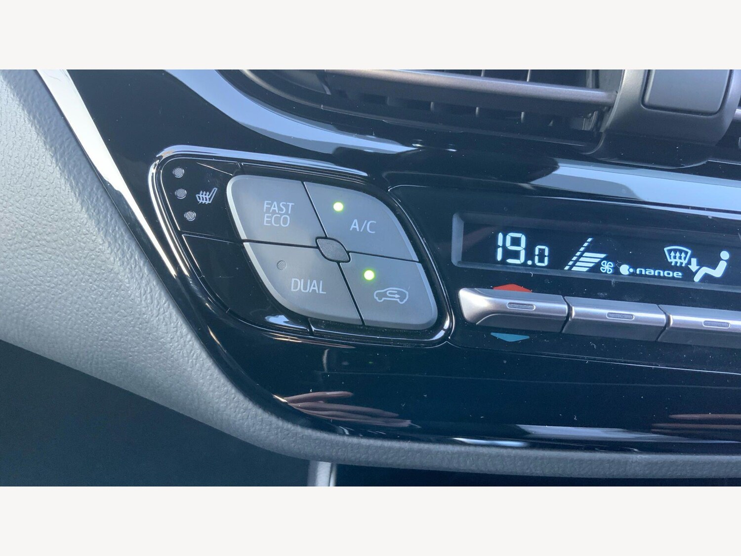 Used Toyota C-HR for sale - 77957741: Photo 27