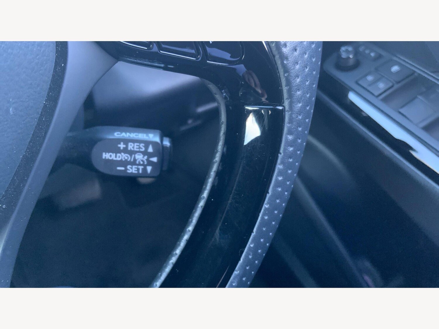 Used Toyota C-HR for sale - 77957741: Photo 30