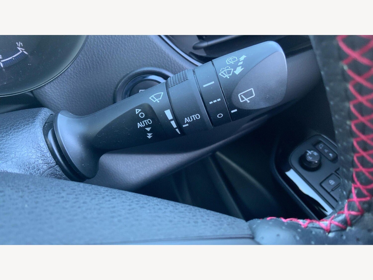 Used Toyota C-HR for sale - 77957741: Photo 31