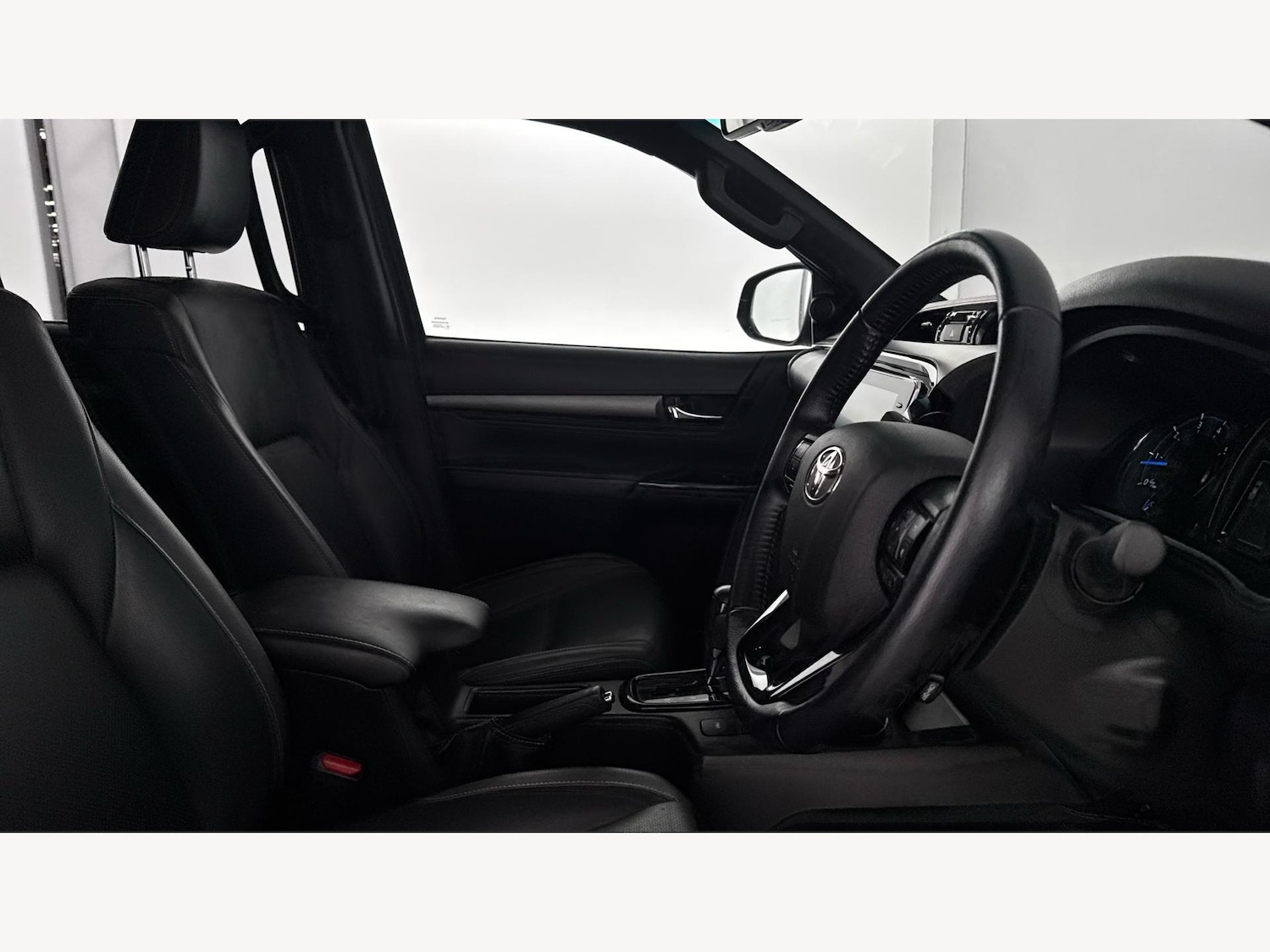 Used Toyota Hilux 2022 for sale - 77203880: Photo 13