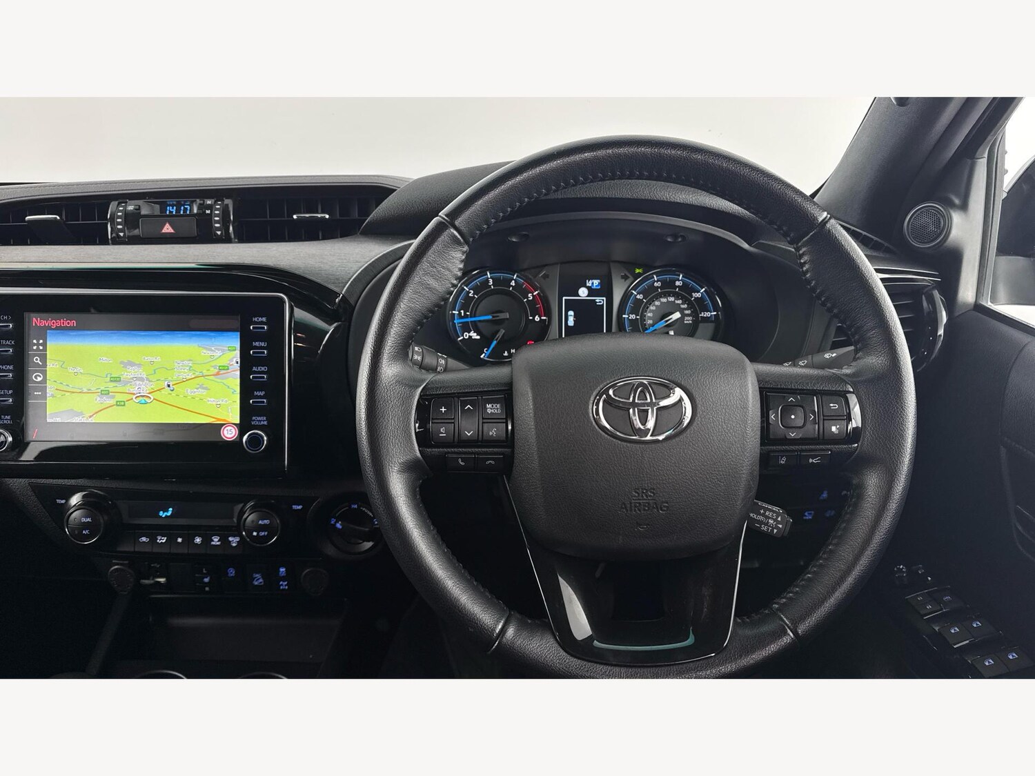 Used Toyota Hilux 2022 for sale - 77203880: Photo 8