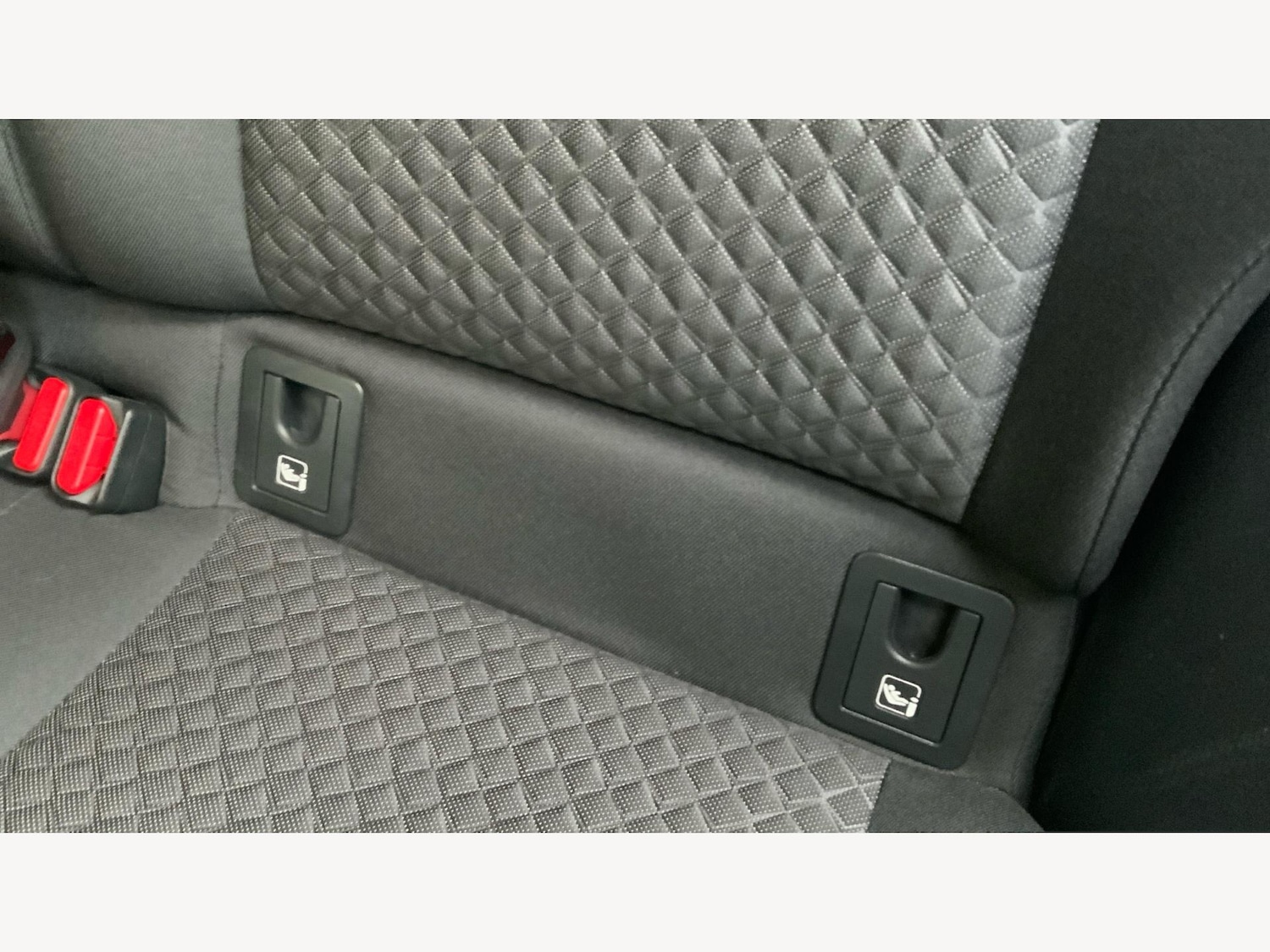 Used Toyota C-HR 2023 for sale - 76377852: Photo 27