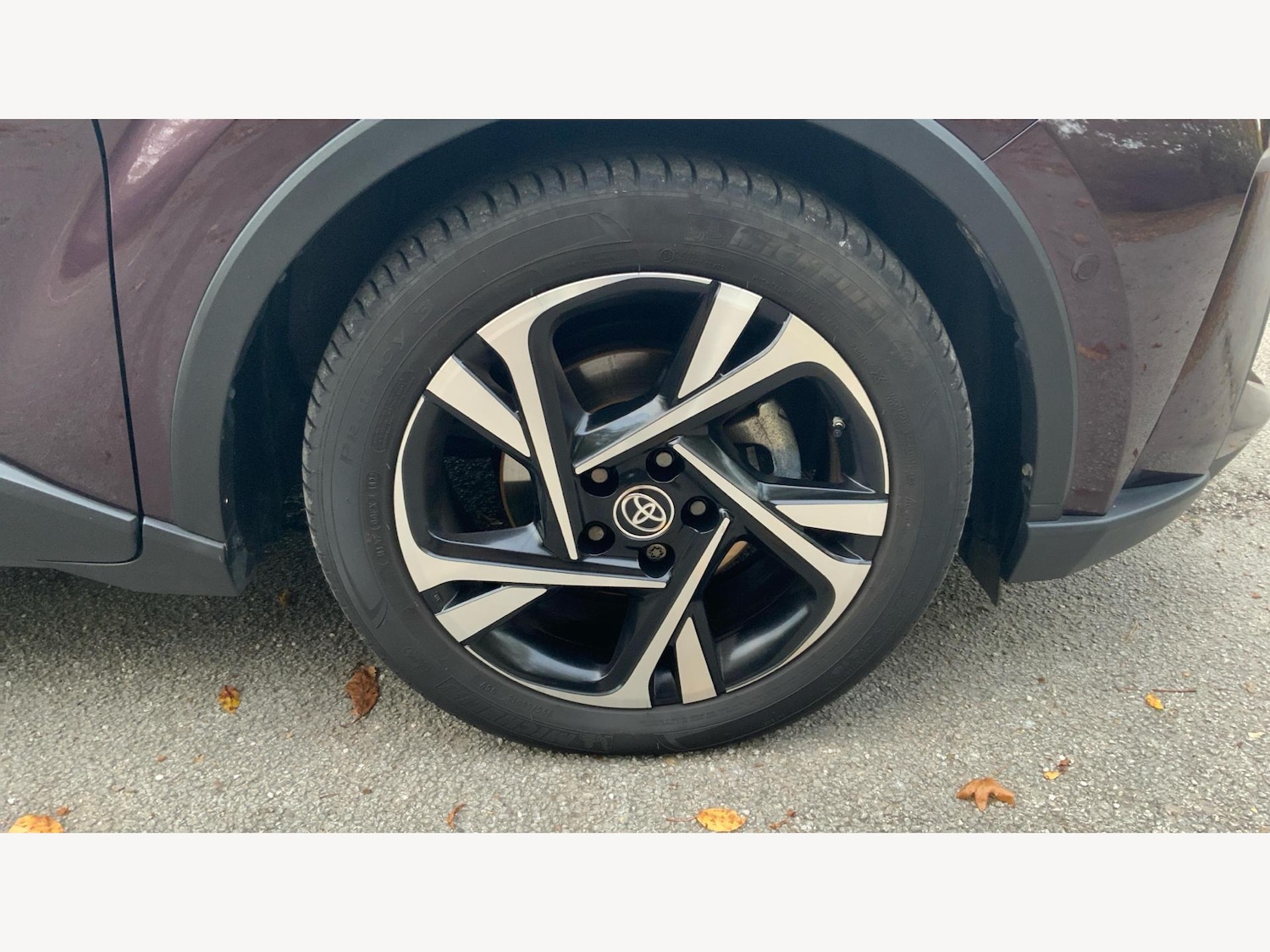 Used Toyota C-HR 2023 for sale - 76377852: Photo 32