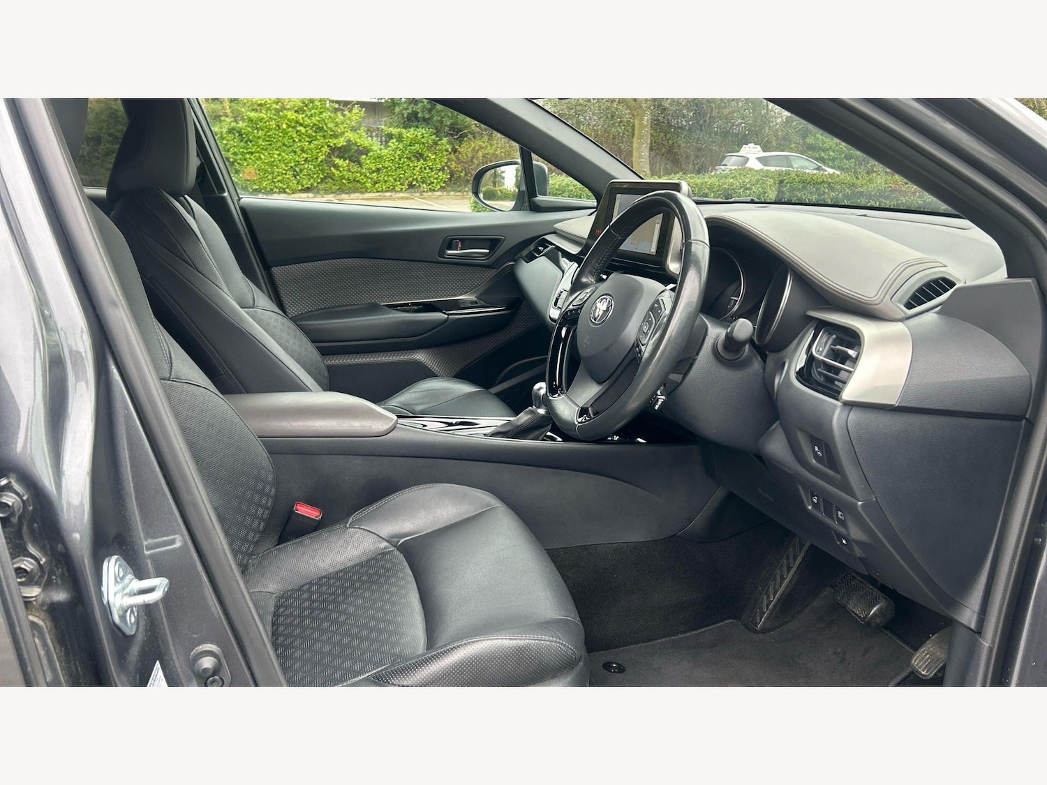 Used Toyota C-HR for sale - 77957428: Photo 13