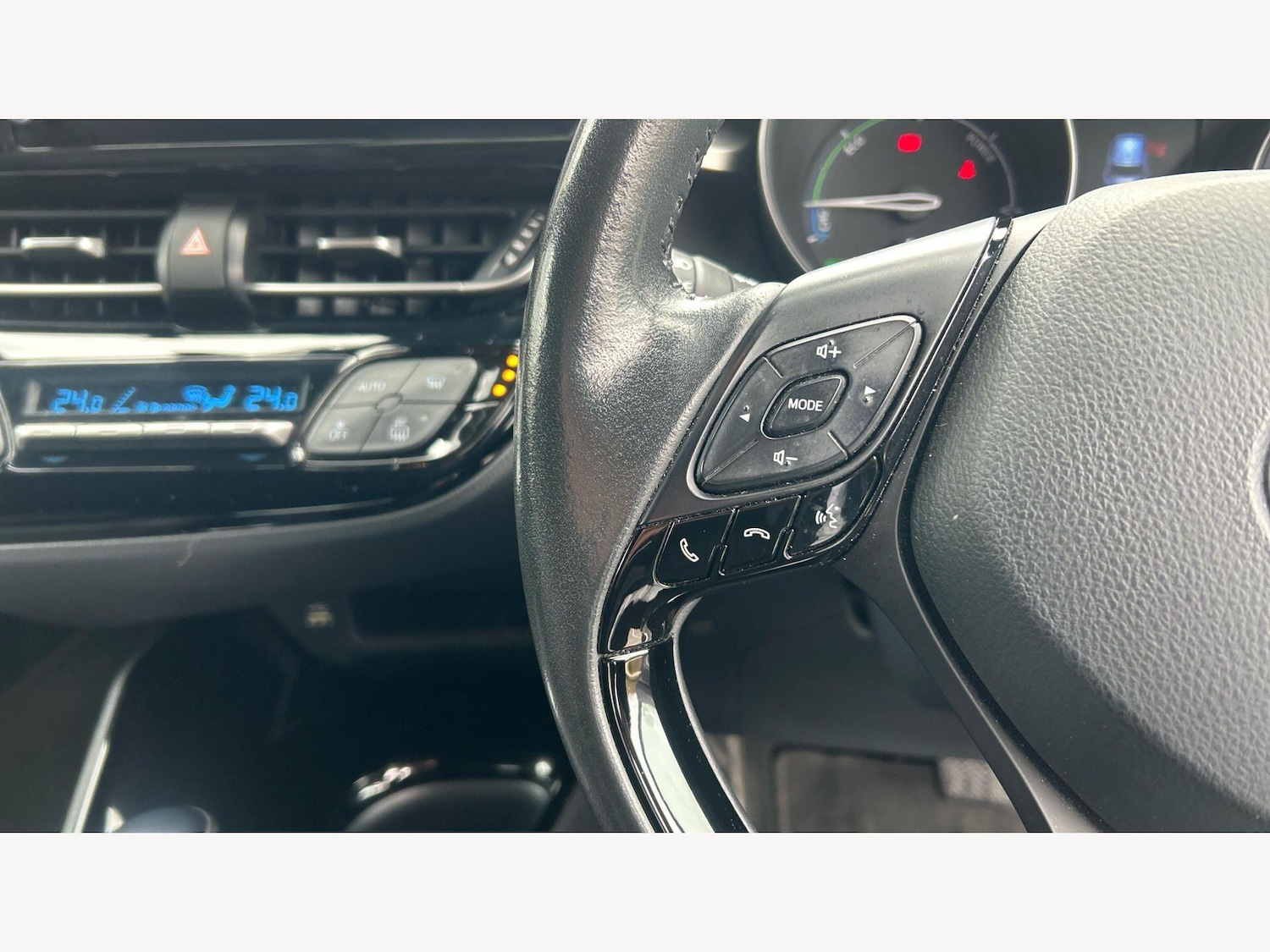 Used Toyota C-HR for sale - 77957428: Photo 31