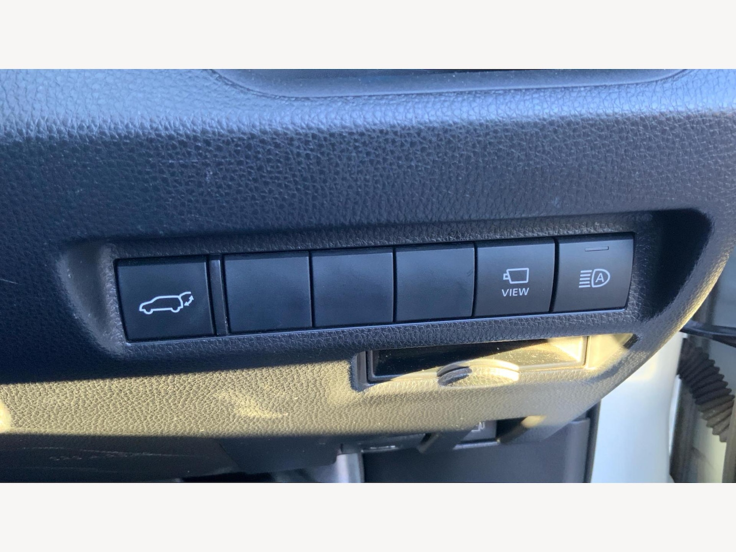 Used Toyota RAV4 2019 for sale - 77203873: Photo 29