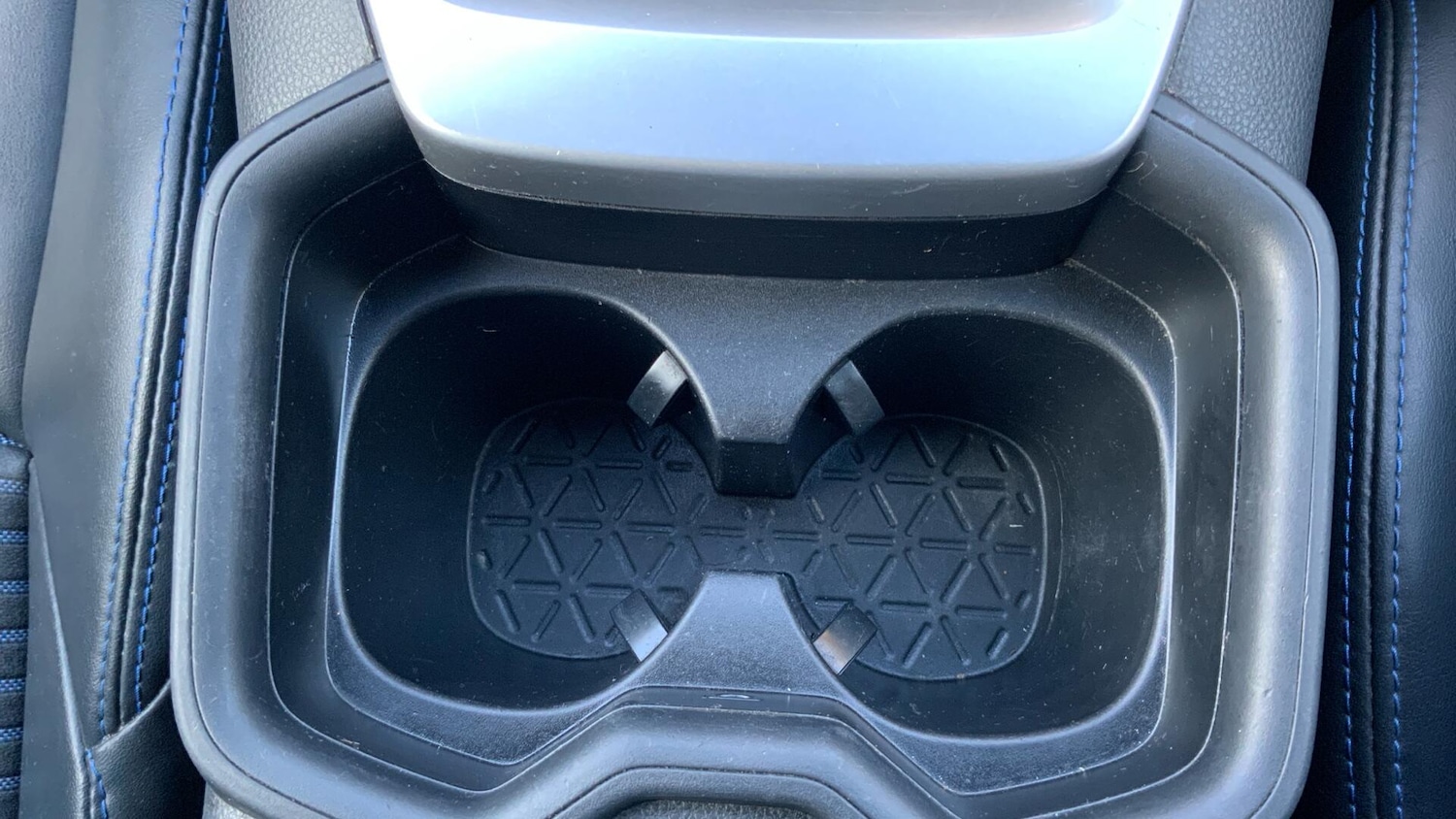 Used Toyota RAV4 2019 for sale - 77203873: Photo 37