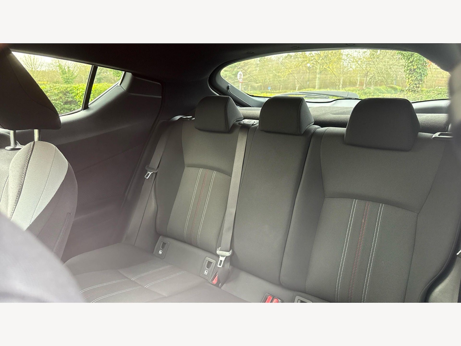 Used Toyota C-HR 2023 for sale - 77645949: Photo 24