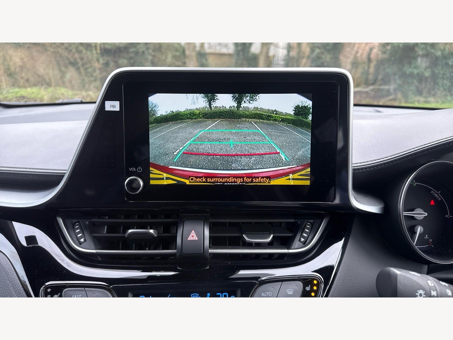 Used Toyota C-HR 2023 for sale - 77645949: Photo 31