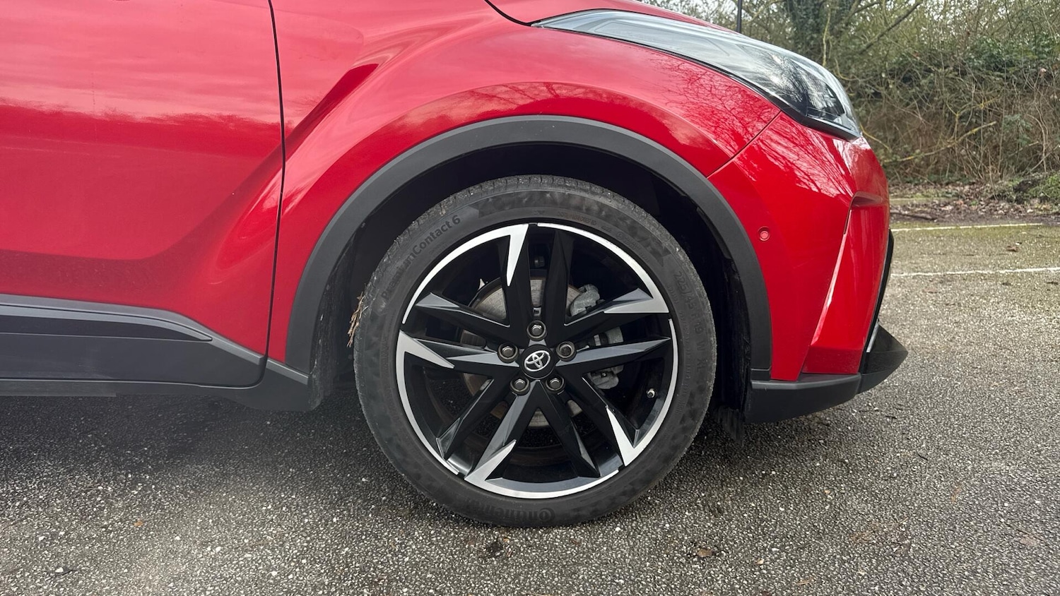 Used Toyota C-HR 2023 for sale - 77645949: Photo 32