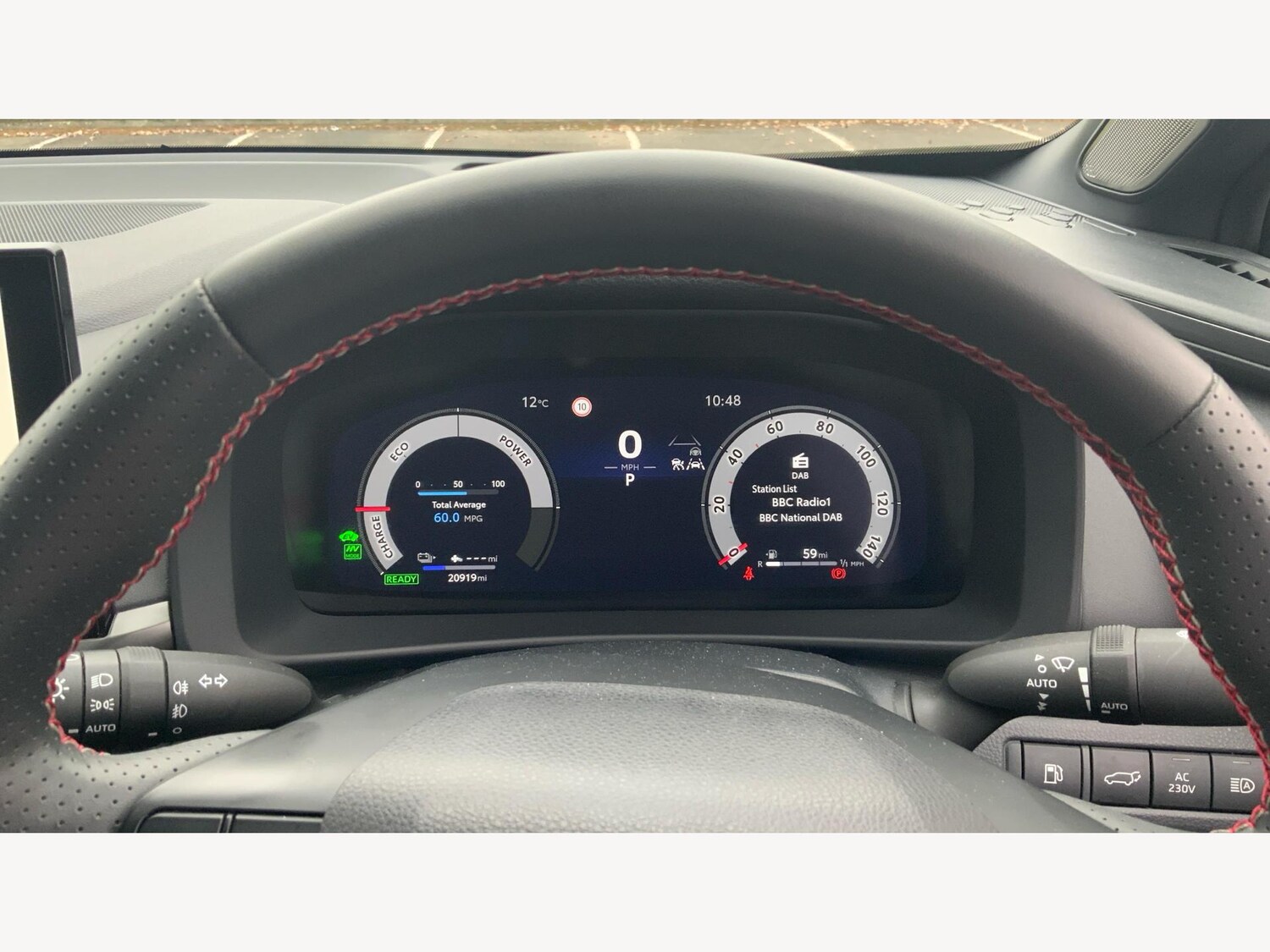 Used Toyota C-HR for sale - 76527989: Photo 11