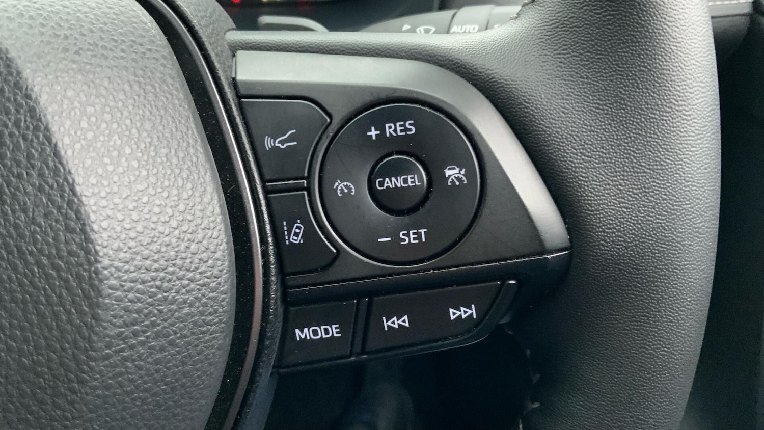 Used Toyota RAV4 2025 for sale - 77132076: Photo 36