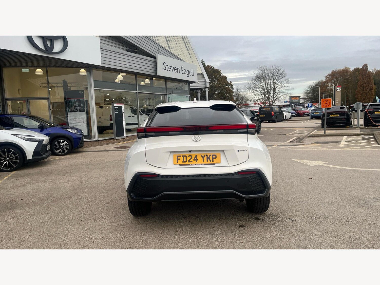 Used Toyota C-HR for sale - 77230352: Photo 21