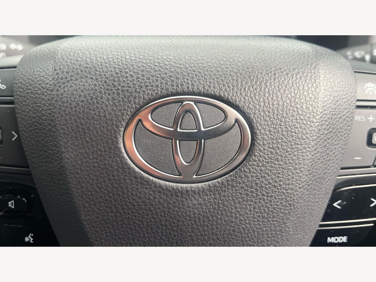 Used Toyota C-HR for sale - 77230352: Photo 29