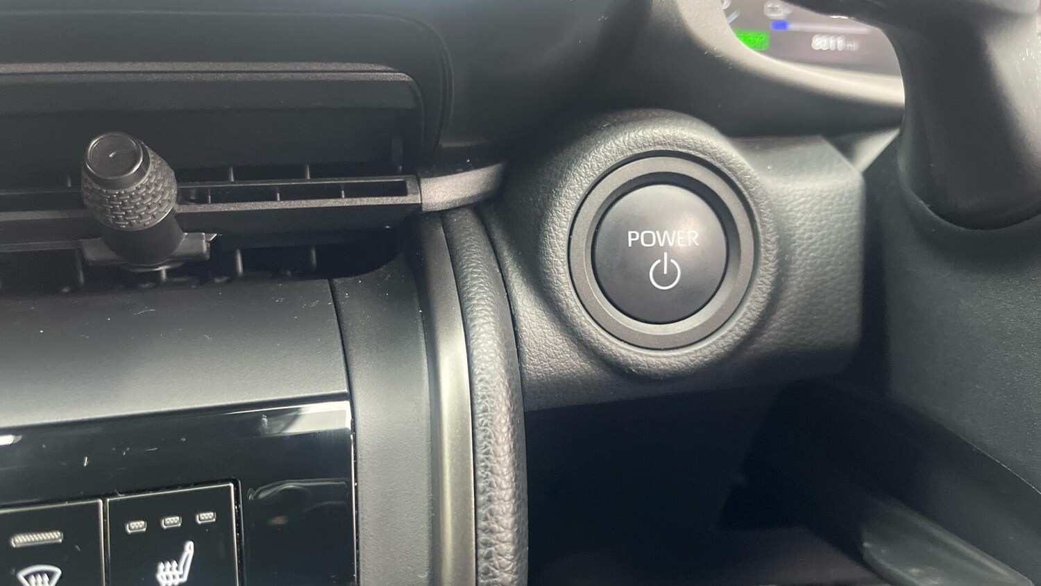 Used Toyota C-HR for sale - 77230352: Photo 32