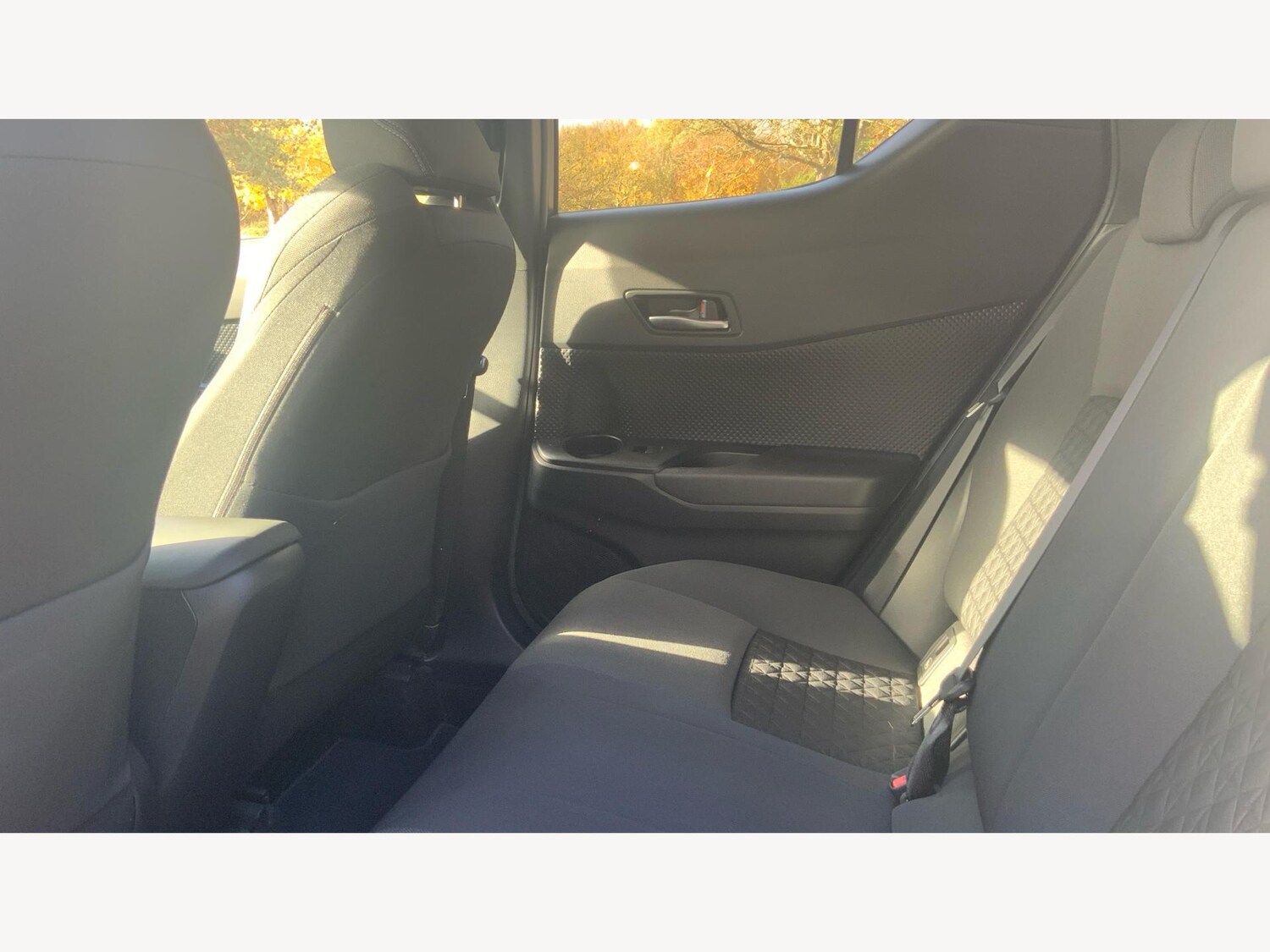 Used Toyota C-HR for sale - 76527765: Photo 15