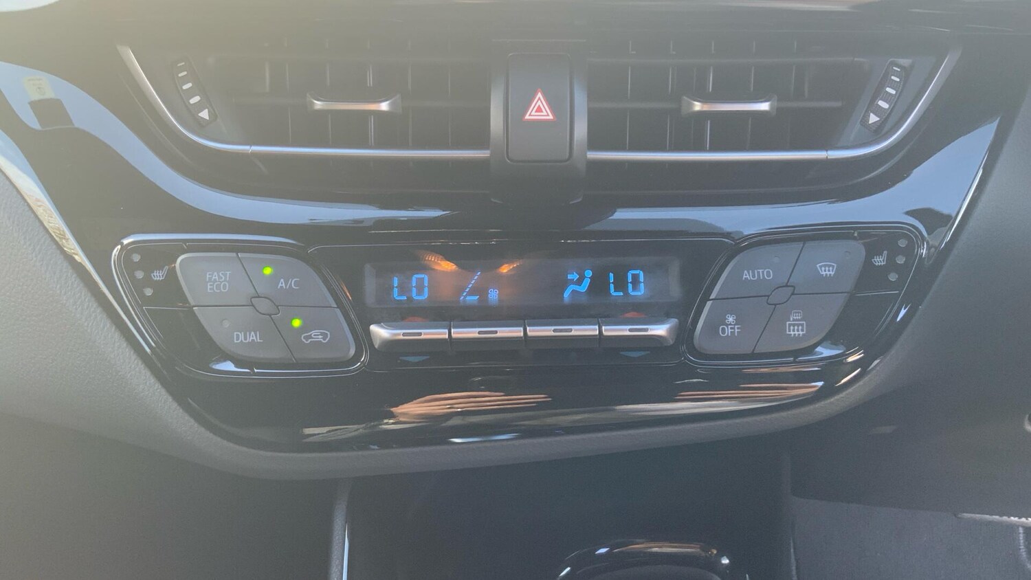 Used Toyota C-HR for sale - 76527765: Photo 36