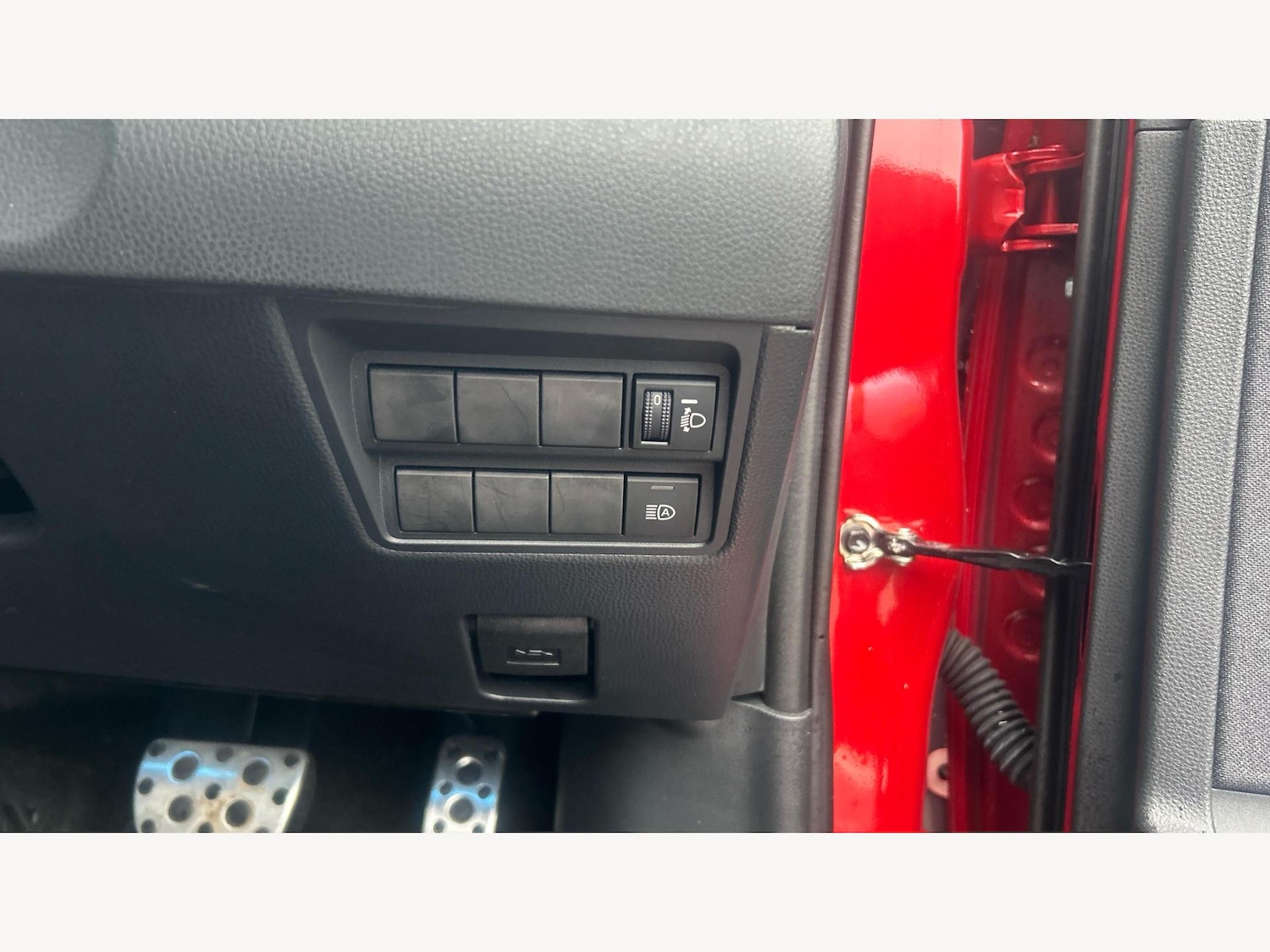 Used Toyota Yaris 2022 for sale - 77637665: Photo 29