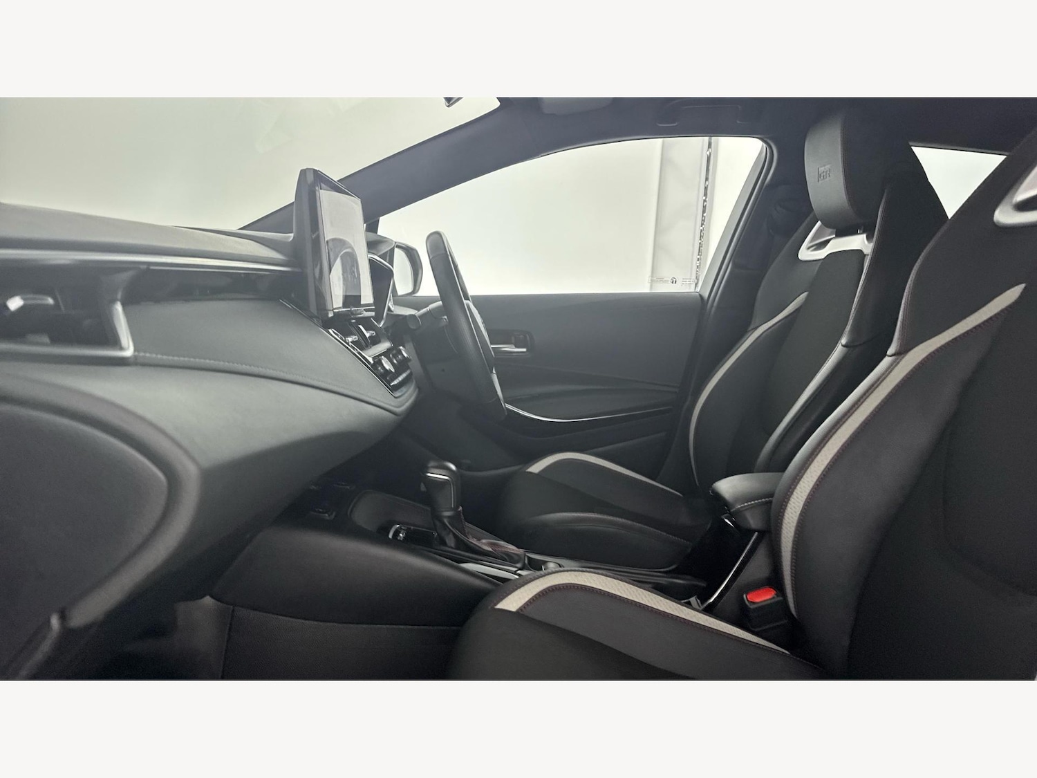 Used Toyota Corolla 2024 for sale - 76592501: Photo 12