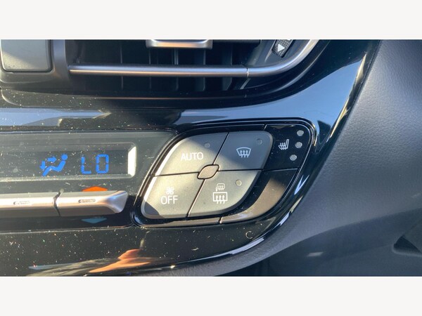 Used Toyota C-HR 2019 for sale - 76251033: Photo 30