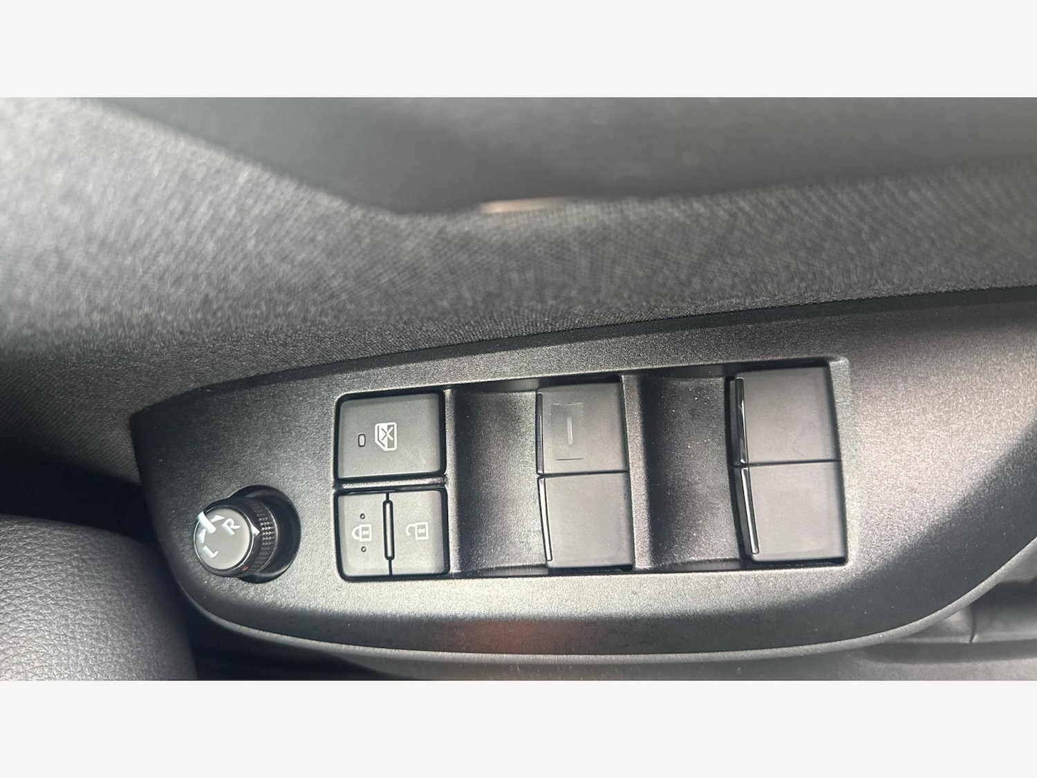 Used Toyota Yaris for sale - 77753860: Photo 22