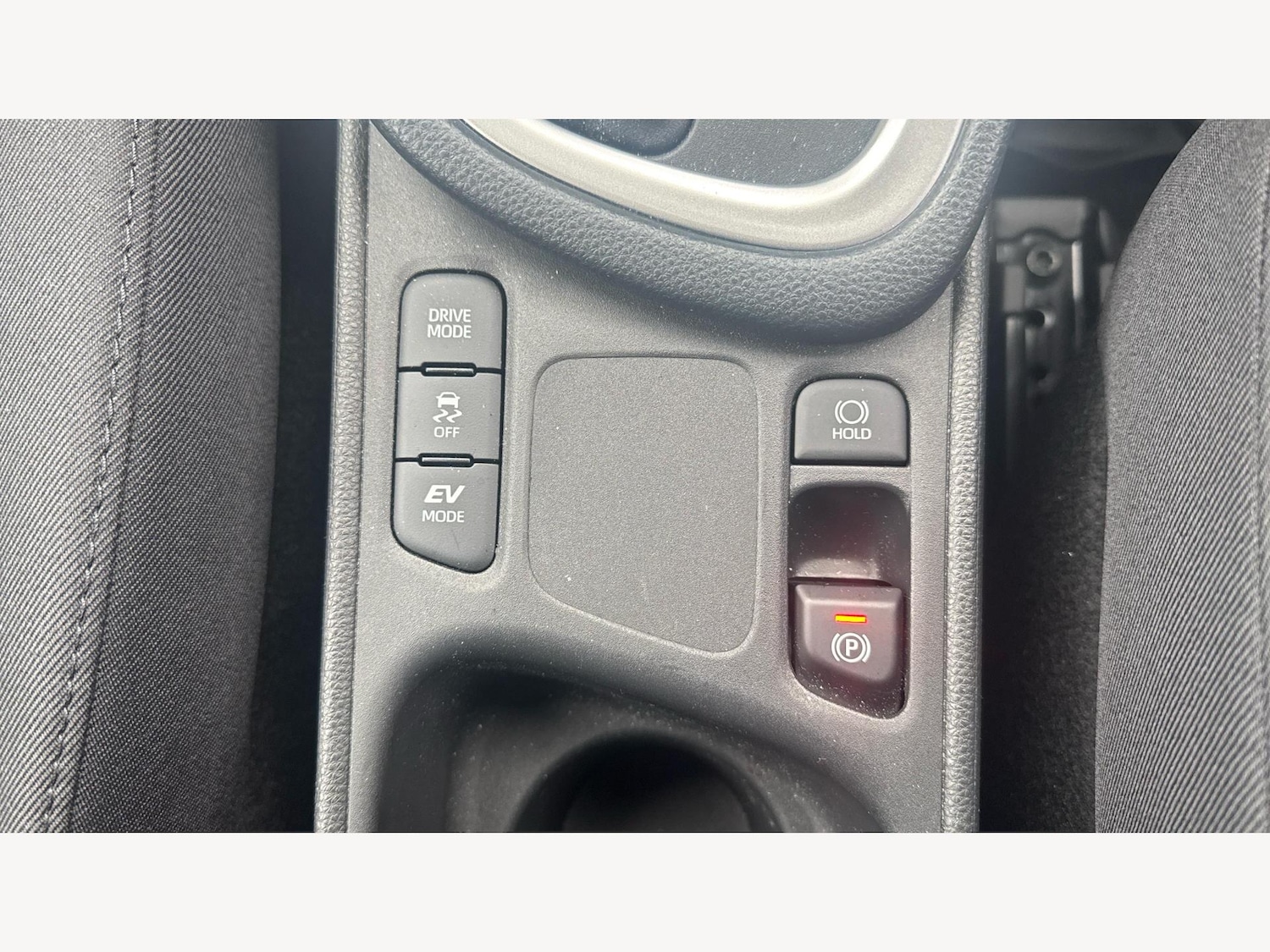 Used Toyota Yaris for sale - 77753860: Photo 30