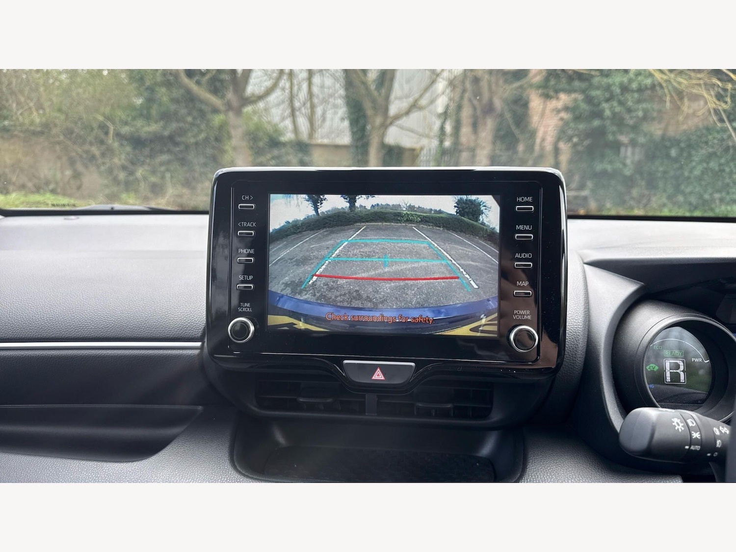 Used Toyota Yaris for sale - 77958450: Photo 31