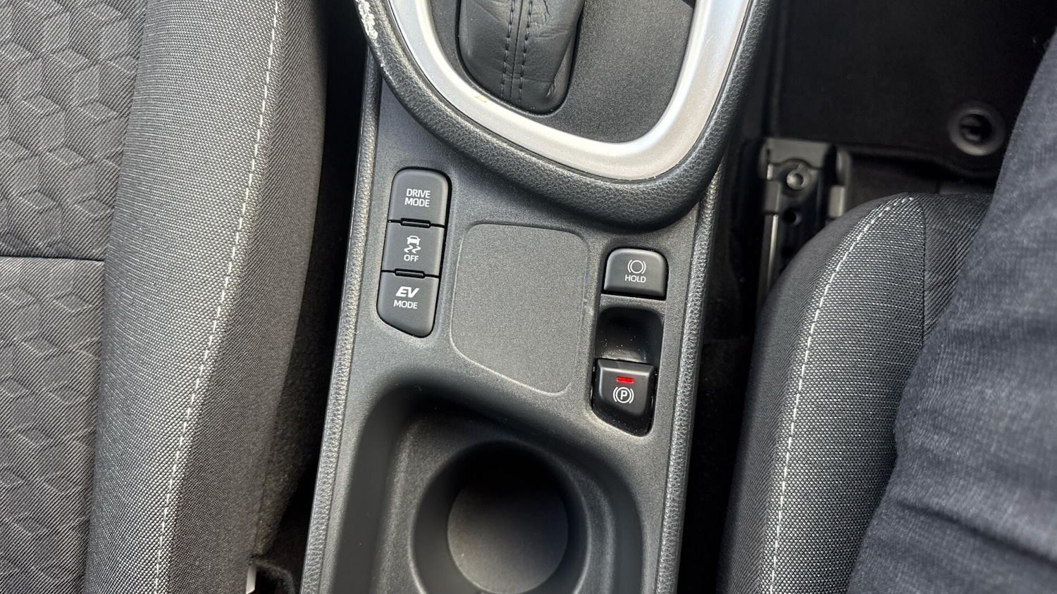 Used Toyota Yaris for sale - 77958450: Photo 42